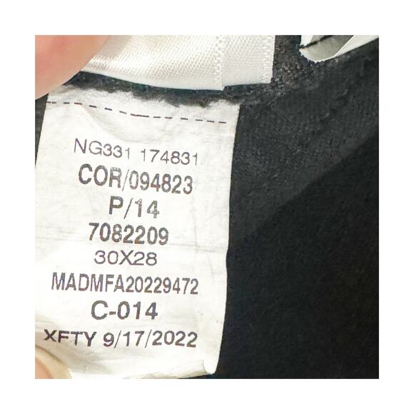 Madewell NG331 Relaxed Fit Taper Leg Jeans Relaxed Fit Black Size 30/28 NWT - Picture 8 of 13